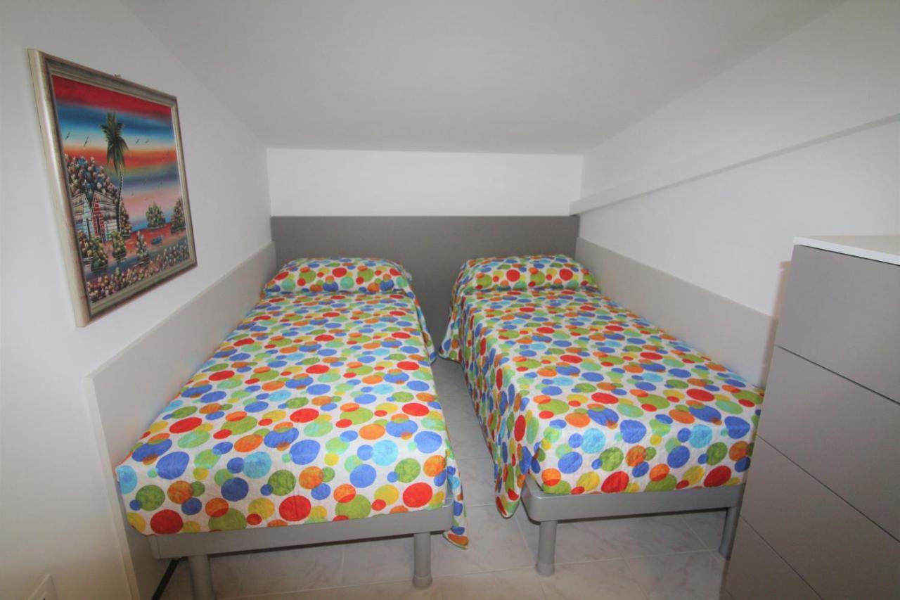 Residence Isvico Lignano Sabbiadoro Luaran gambar