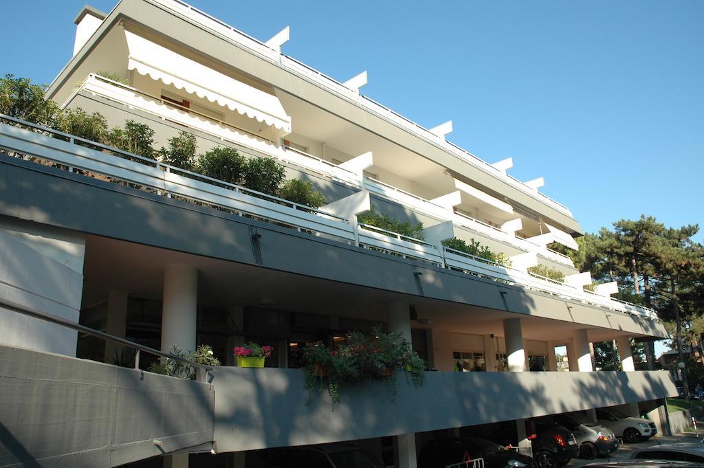 Residence Isvico Lignano Sabbiadoro Luaran gambar